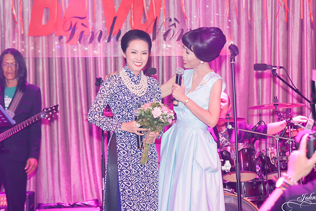 Ca sỹ - Hoa hậu Amy Lê Anh nhận được nhiều lời khen từ MC Trác Thúy Miêu