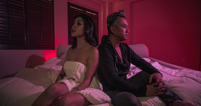 Hàn Thái Tú tung hình ảnh nóng bỏng cùng 'người tình' trong MV mới