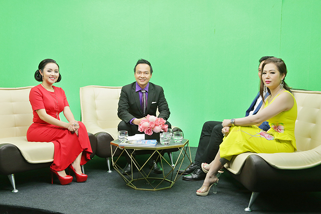Hoa hậu  Amy Lê Anh, Helen Thúy Lê tham gia 'Hành trình tìm kiếm Đại sứ Đại dương xanh'
