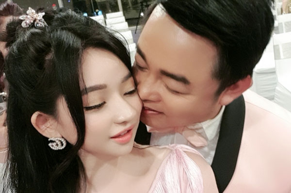 Vừa lên chức bố chồng ở tuổi 39, Quang Lê lộ ảnh thân mật với hot girl Ivy