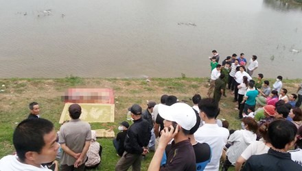 Người đàn ông chết nổi trên hồ cá sau 3 ngày mất tích