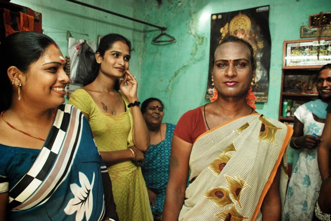 Thế giới bí mật của người chuyển giới Ấn Độ