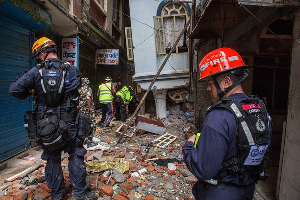 Chính phủ Nepal khuyên tình nguyện viên nước ngoài trở về nhà