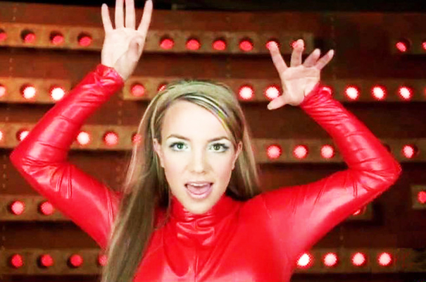 9 thú vị về hit ‘Oops!’ của Britney Spears
