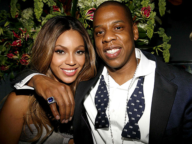 Beyonce và Jay Z nhờ người mang thai con thứ hai