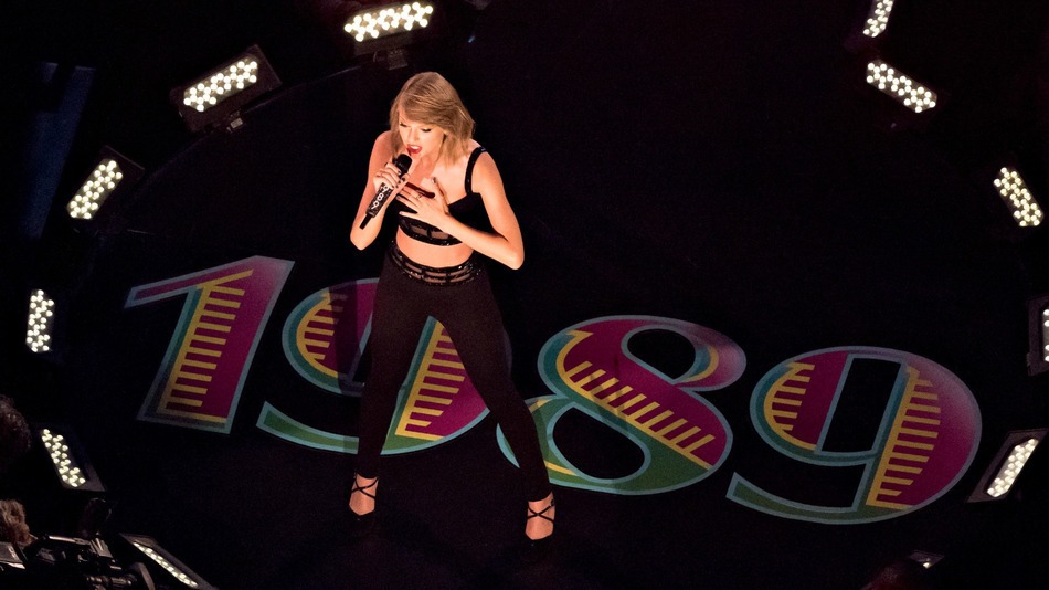 '1989' của Taylor Swift là album bán chạy nhất thập kỷ