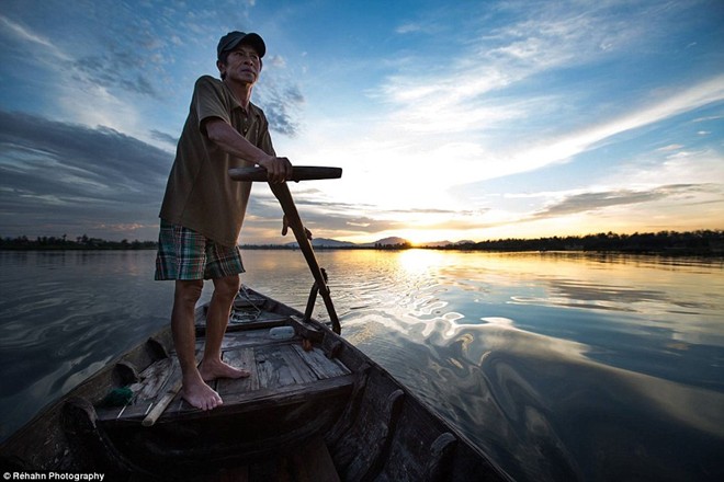 Việt Nam bình dị qua lăng kính của nhiếp ảnh gia Pháp