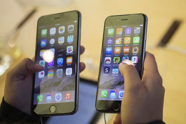 Trung Quốc triệt phá cơ sở sản xuất 40.000 iPhone giả