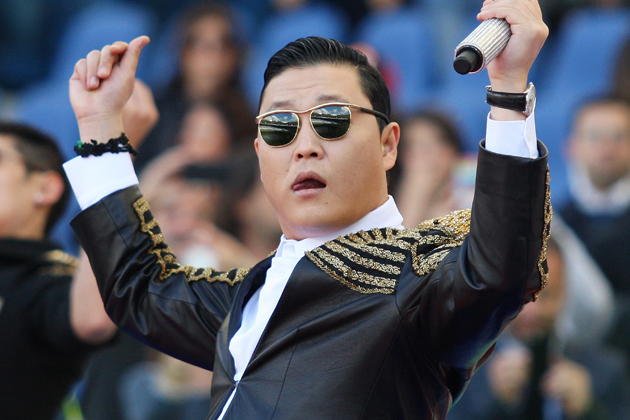 Chủ nhân hit "Gangnam Style" chật vật tìm lại bản sắc