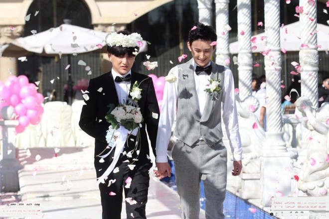 "Bản sao nam Châu Tấn" tổ chức đám cưới đồng tính