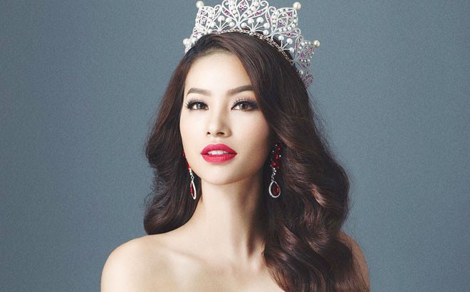 Phạm Hương lọt top 5 bình chọn ở Hoa hậu Hoàn vũ 2015