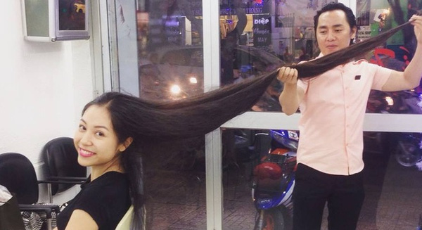 Cô gái Hà Nội xinh đẹp sở hữu mái tóc dài... 1m75