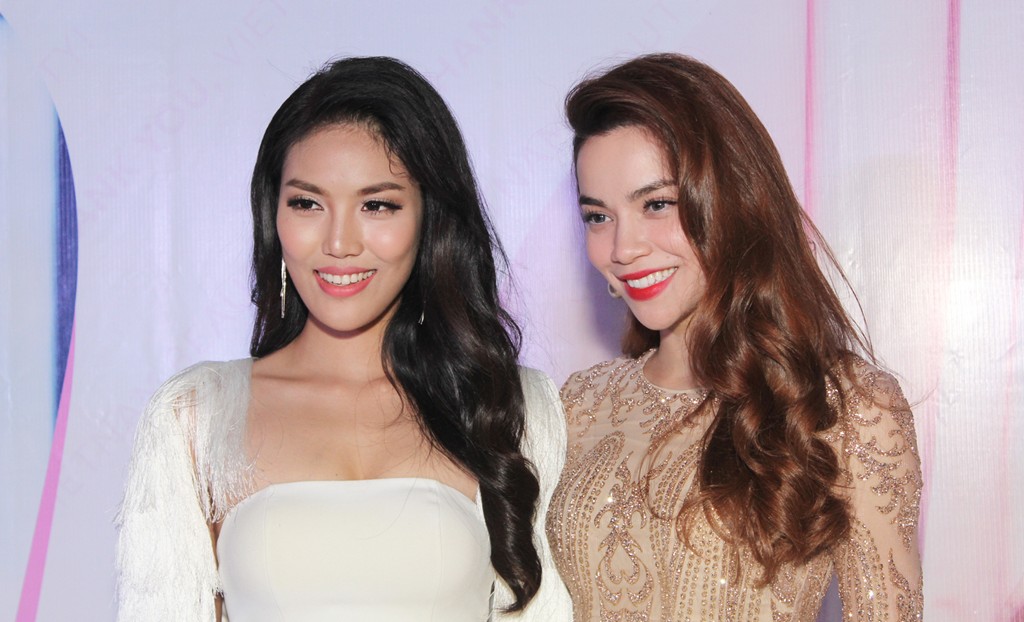 Lan Khuê mở tiệc mừng danh hiệu top 11 Hoa hậu thế giới 2015