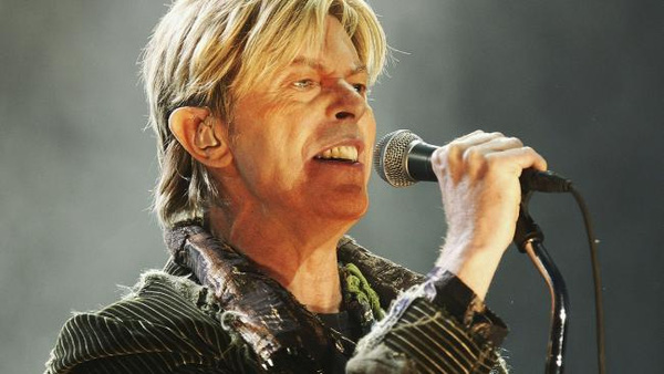 Huyền thoại David Bowie qua đời sau 18 tháng đấu tranh với ung thư