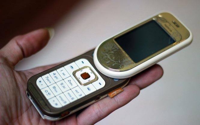 15 điện thoại thiết kế lạ của Nokia từng làm dân tình "bấn loạn"
