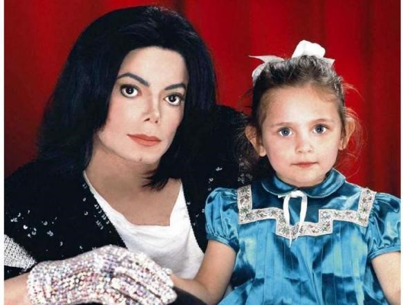 Con gái không tổ chức sinh nhật sau khi Michael Jackson mất