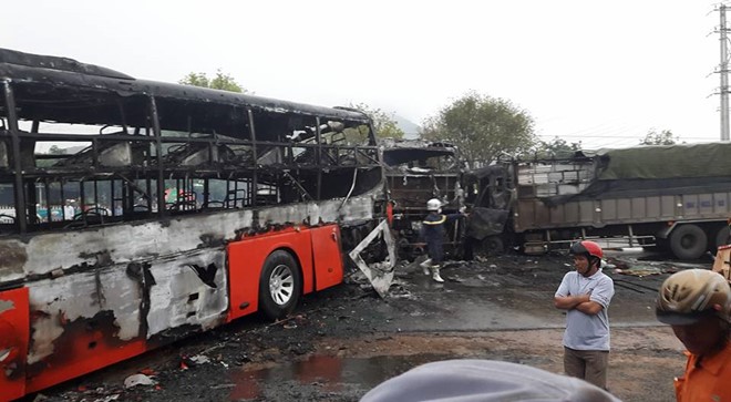 Tai nạn thảm khốc ở Bình Thuận, 13 người chết