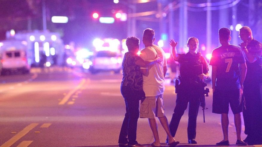Xả súng tại câu lạc bộ đồng tính ở Mỹ, 50 người chết