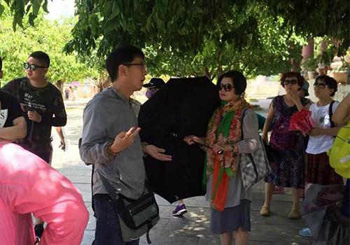 Hướng dẫn viên du lịch Trung Quốc xuyên tạc lịch sử Việt Nam