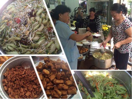 Những suất ăn chay miễn phí ấm lòng giữa Sài Gòn