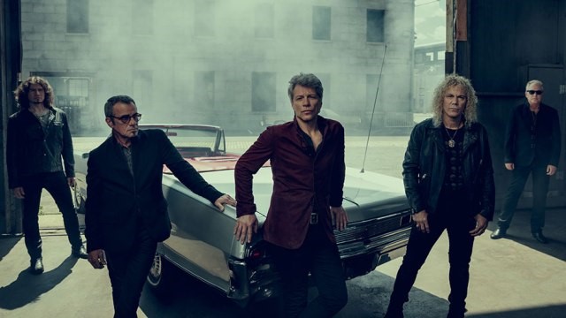 Huyền thoại Bon Jovi trở lại với MV như phim bom tấn