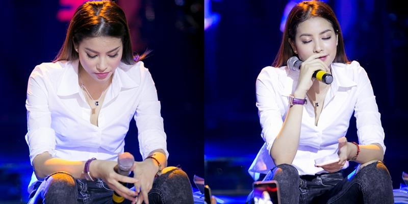 Sau "ồn ào" The Face, Phạm Hương xúc động rơi nước mắt trước fans