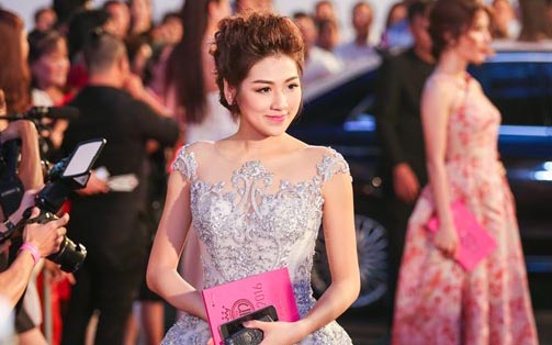 Mỹ nhân Việt lộng lẫy trên thảm đỏ Hoa hậu Việt Nam