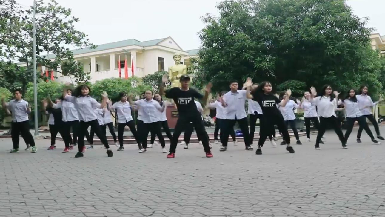 Teen Nghệ An sáng tạo điệu nhảy "Bống bống bang bang"