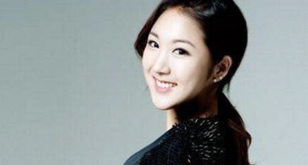 Nữ diễn viên Hàn Quốc tự sát ở tuổi 22 sau 7 tháng kết hôn