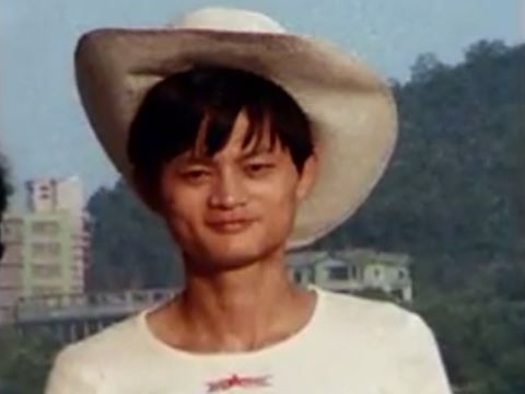 Tỷ phú Jack Ma thời trẻ: Nghèo khó nhưng đầy nghị lực
