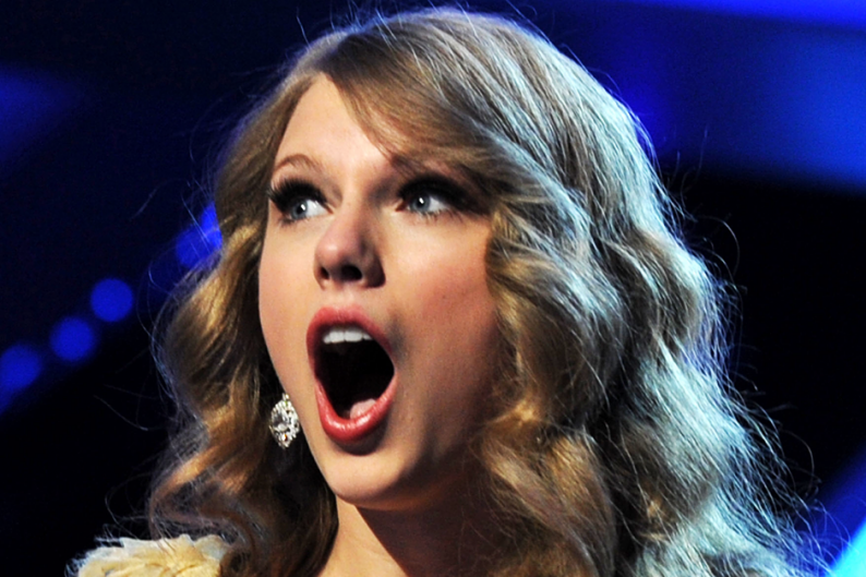 Taylor Swift trắng tay trong lễ trao giải lớn nhất năm