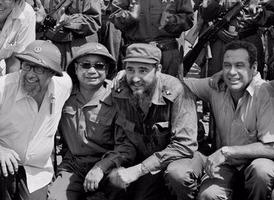 Lãnh tụ Cuba Fidel Castro và tình cảm sâu nặng với Việt Nam