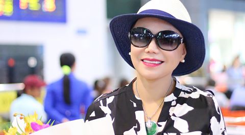 Danh ca Thanh Tuyền về nước tổ chức live show
