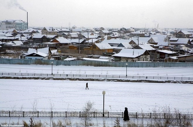 Ngôi làng lạnh nhất thế giới chỉ có 500 người sinh sống