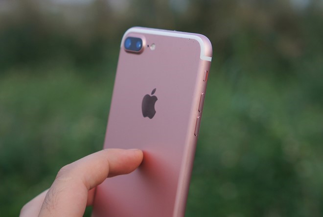 iPhone 7S có màn hình 5 inch, camera kép?