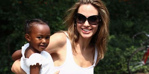 Mẹ ruột đòi gặp lại con gái nuôi của Angelina Jolie