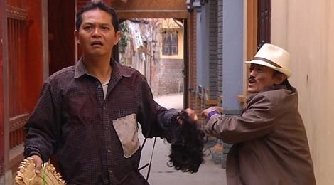 Hài Tết 2017: Nghịch cảnh đạo diễn vui mừng sống với đĩa lậu