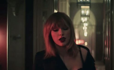 Taylor Swift, Zayn Malik nóng bỏng với hit của "50 sắc thái"
