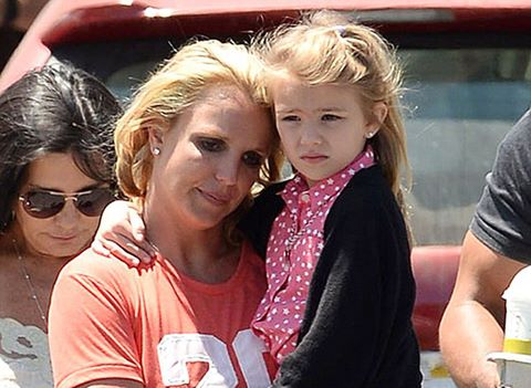 Cháu gái 8 tuổi của Britney Spears nguy kịch vì tai nạn ôtô