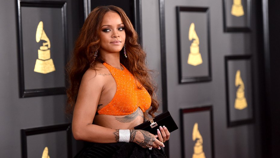 Rihanna nhận giải thưởng nhân đạo của Đại học Harvard