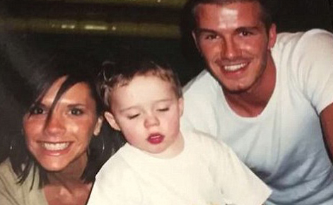 Vợ chồng Beckham đăng ảnh mừng sinh nhật 18 tuổi của Brooklyn
