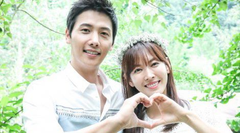 "Ác nữ màn ảnh Hàn" kết hôn với bạn diễn sau 6 tháng hẹn hò