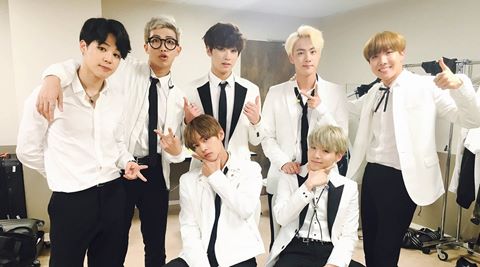 BTS là nhóm nhạc Hàn đầu tiên được đề cử Billboard Music Awards