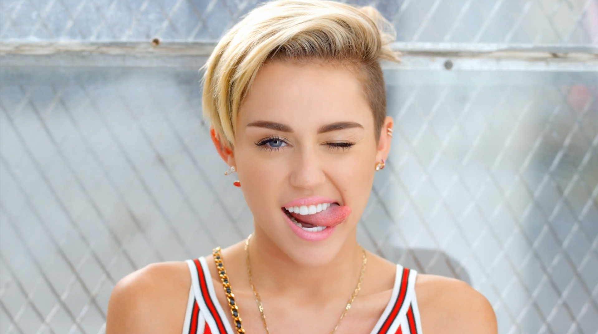 Miley Cyrus bất ngờ lồng tiếng trong "Vệ binh dải ngân hà 2"