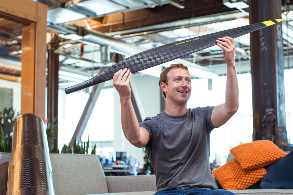 Smartphone "diệt vong" có thể do Mark Zuckerberg