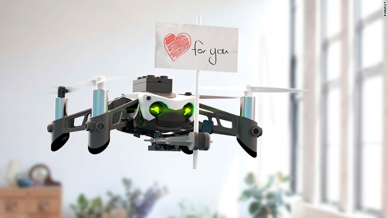 Những drone nhỏ gọn và thông minh nhất hiện nay