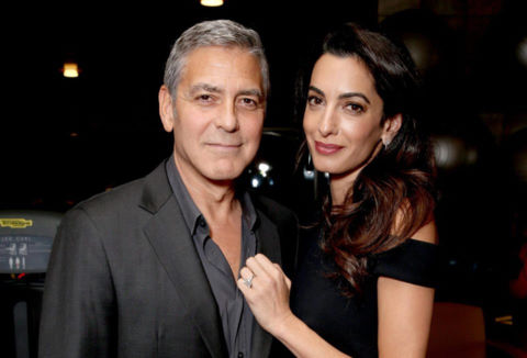 George Clooney đón cặp song sinh ở tuổi 60