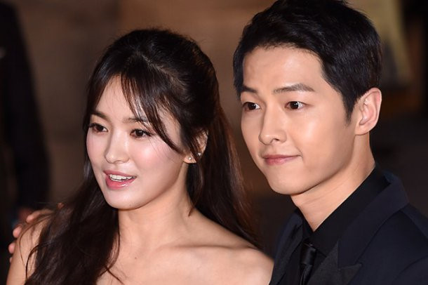 Song Hye Kyo và Song Joong Ki xác nhận kết hôn vào tháng 10