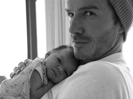 Harper Beckham: Công chúa nhỏ trong lòng bố nay đã lớn