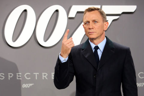 Tương lai của Daniel Craig với "007" vẫn còn bất định